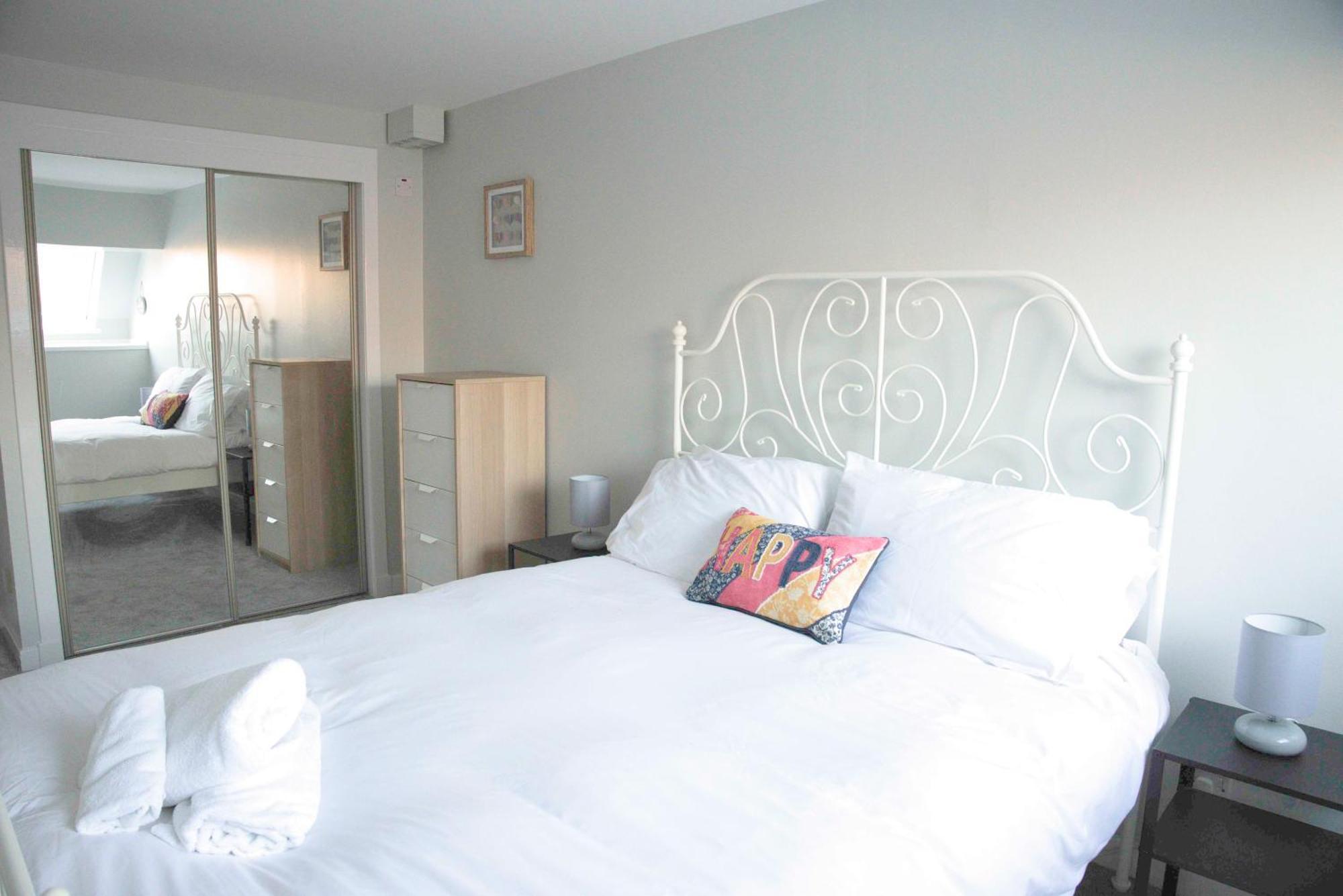 Fabulous Stylish Flat In Merchant City & Free Secure Parking Γλασκώβη Εξωτερικό φωτογραφία